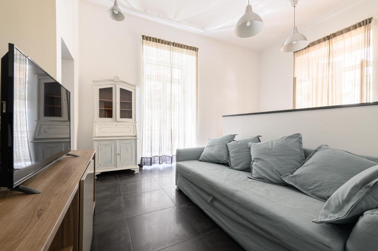 Apartment Corso Umberto 153 Naples